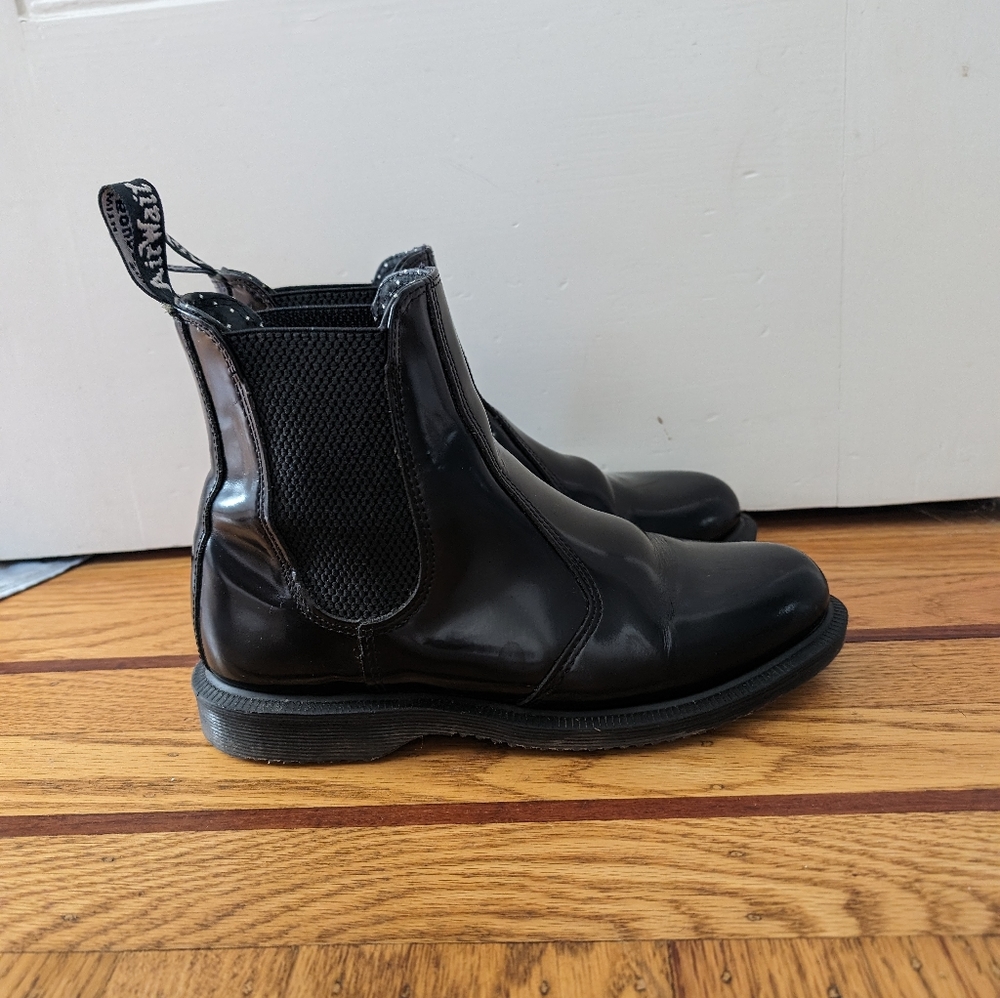 Doc Martens Flora Boots